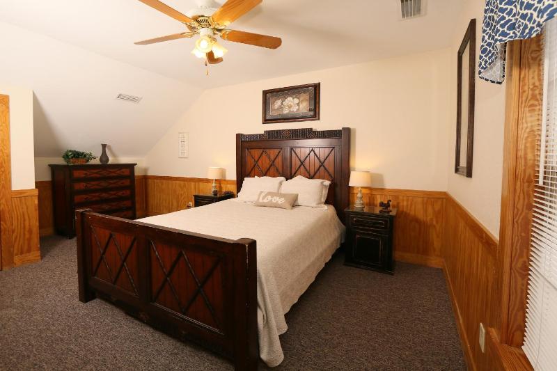 Roomy Chalet for your perfect Mountain getaway - image 20