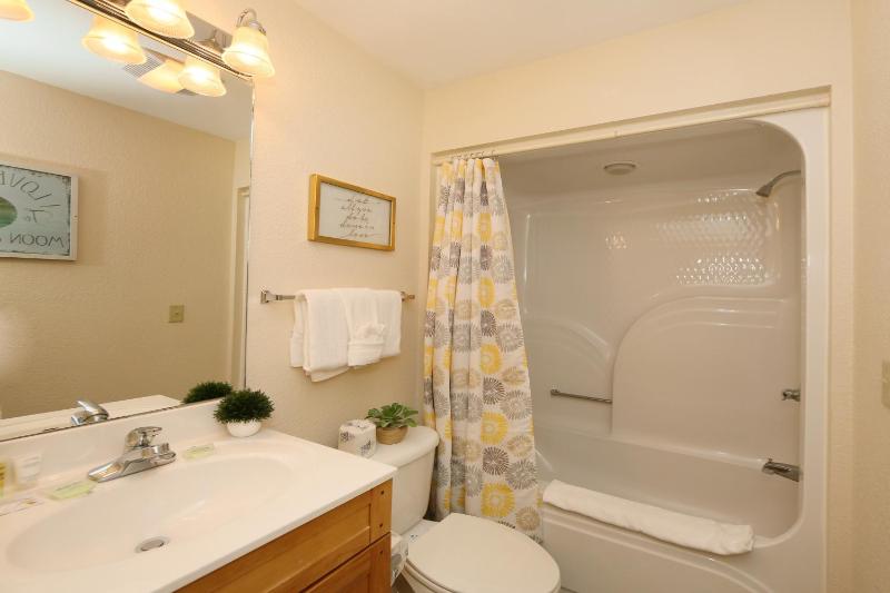 Roomy Chalet for your perfect Mountain getaway - image 7