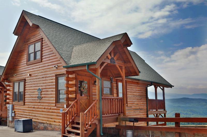 Two-Bedroom House image 1