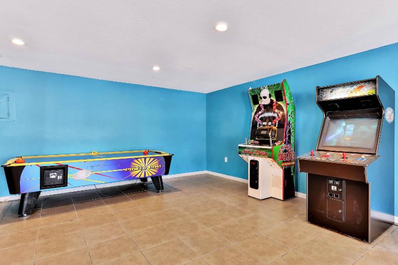 One Bedroom Apartment image 3