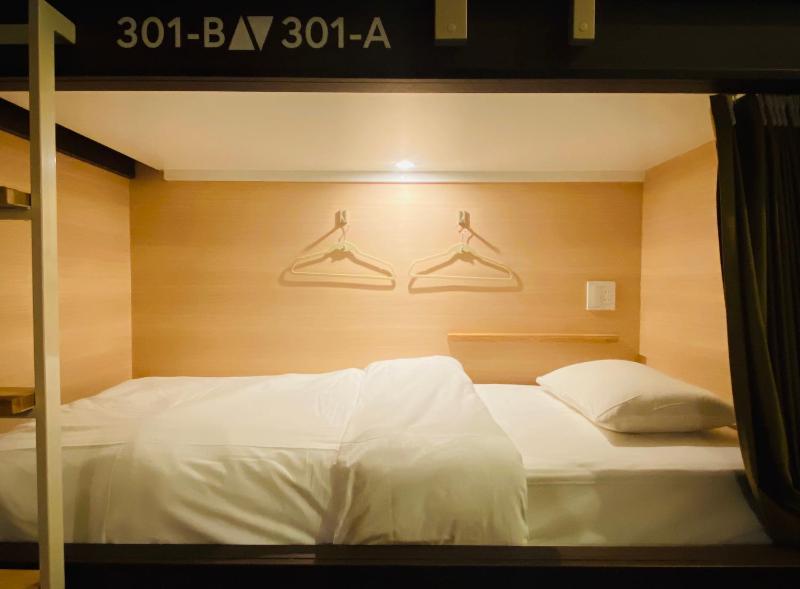 Private Mixed Dormitory Room with 4 bunk beds image 2