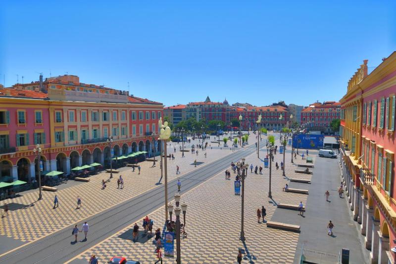Nestor&Jeeves - TROIS PROMENADE - Central - Very close sea - image 11