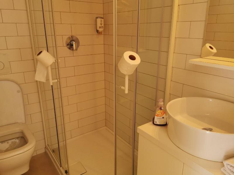 One-Bedroom Apartment image 3