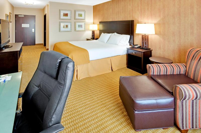 Standard Room image 2