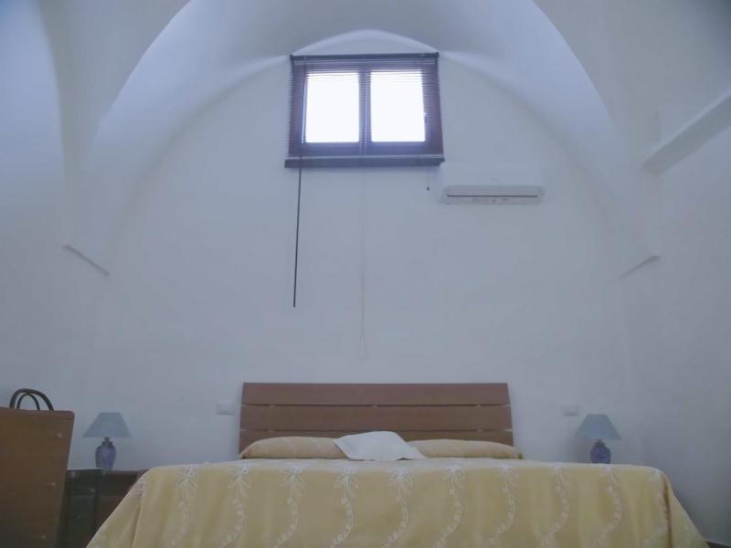 One-Bedroom Apartment image 1