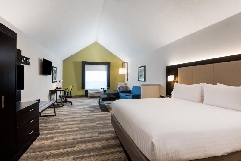 Executive King Suite - Non-Smoking image 2