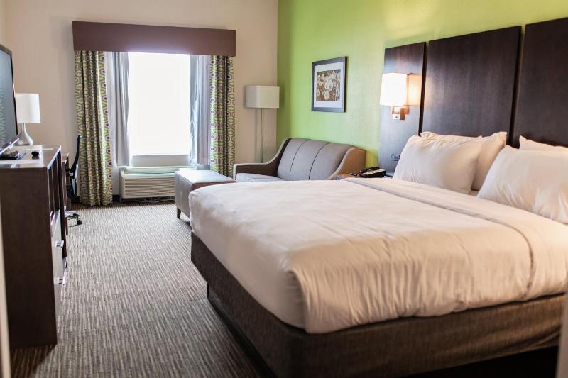 Executive King Room image 3