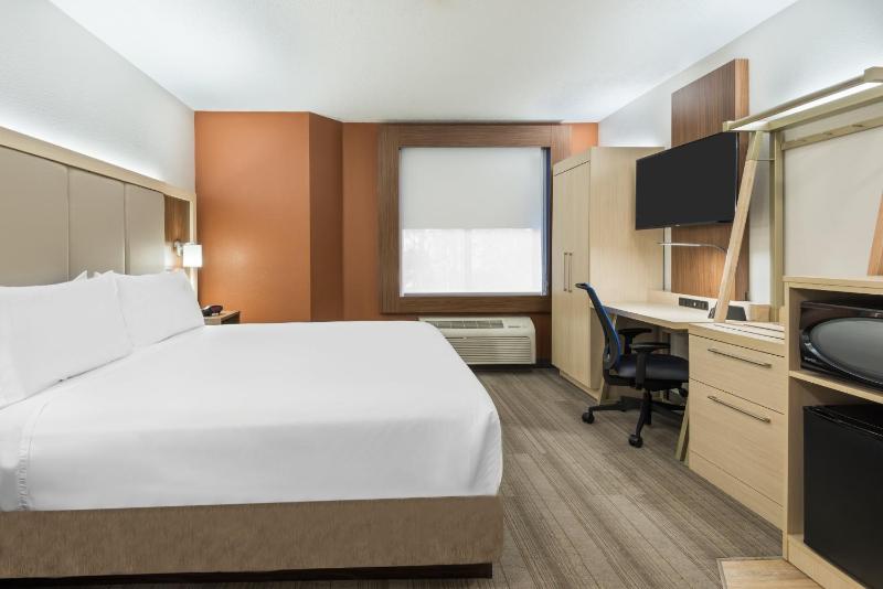 Standard Room image 2