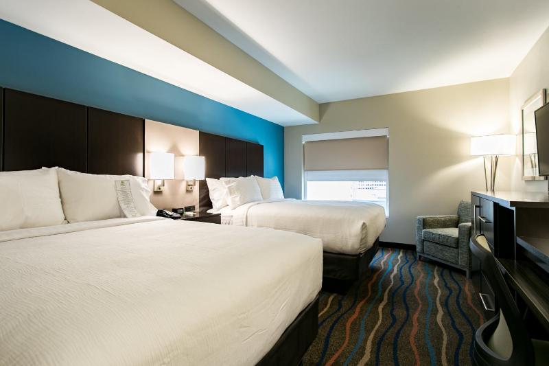 Room with Two Queen Beds image 1