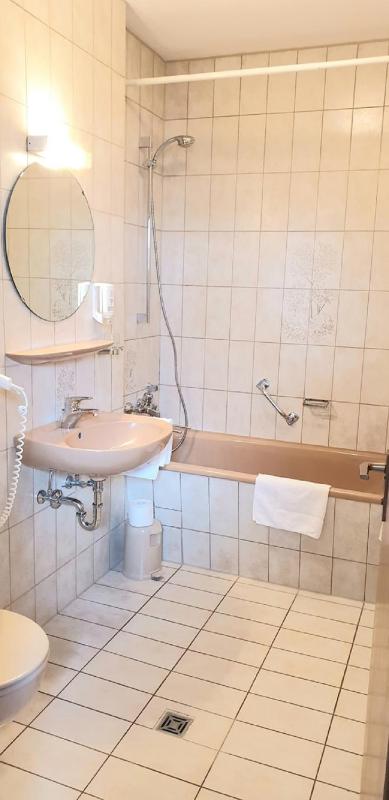 Comfort Triple Room image 2