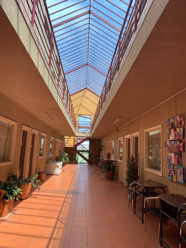 City East Motel - image 1