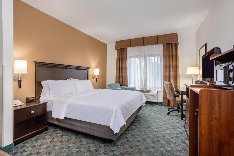 King Suite image 2