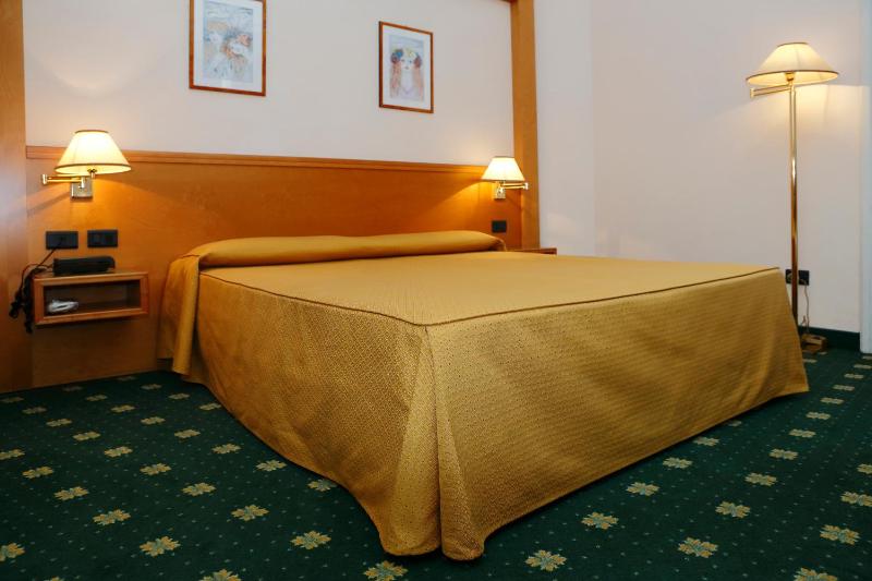 Hotel Estense - image 39