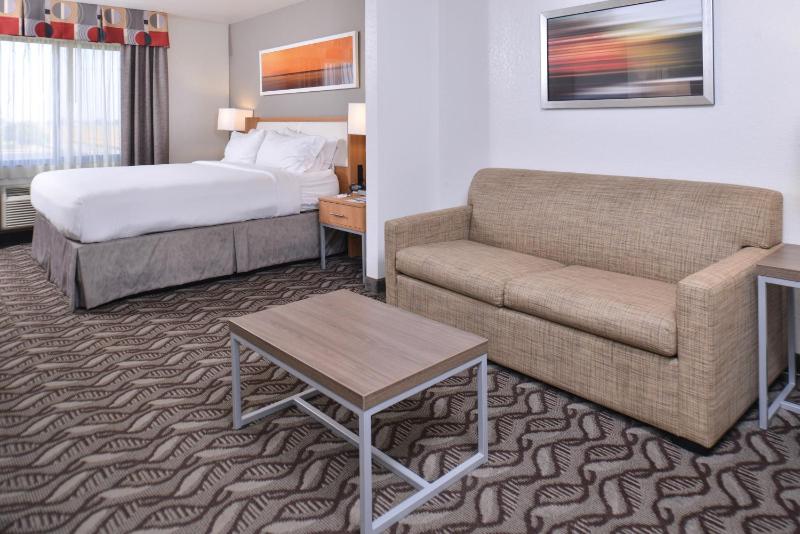 King Suite image 3