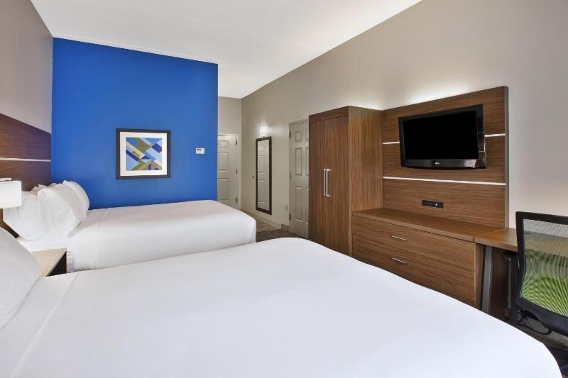 Standard Room image 3