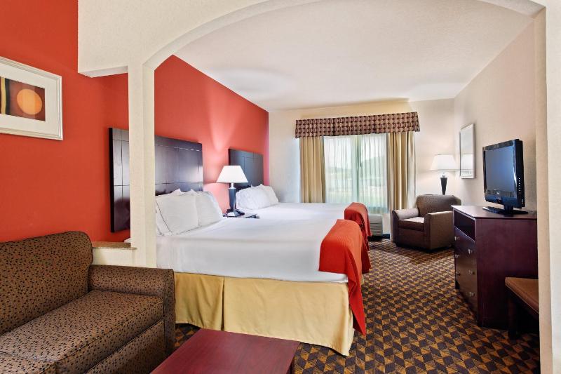 Queen Suite with Two Queen Beds and Additional Living Area image 1