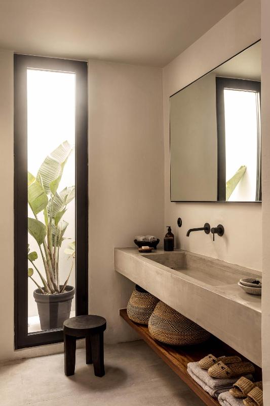 Suite with Private Pool image 2
