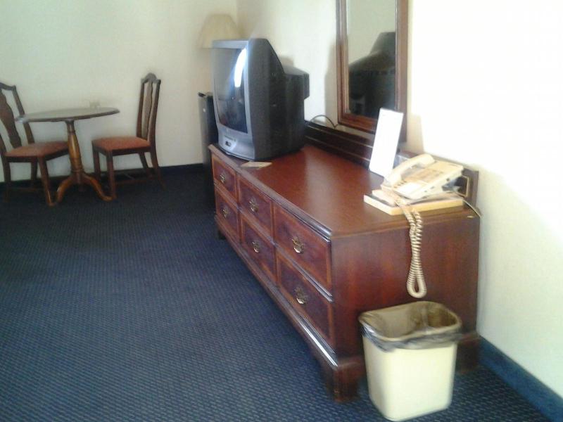 King Room image 3