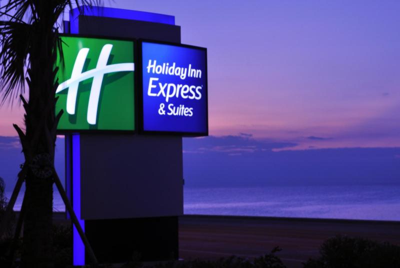 Holiday Inn Express & Suites Galveston West-Seawall by IHG - image 1