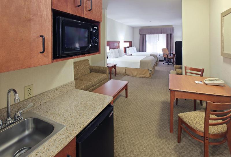 King Suite - Non-Smoking image 1