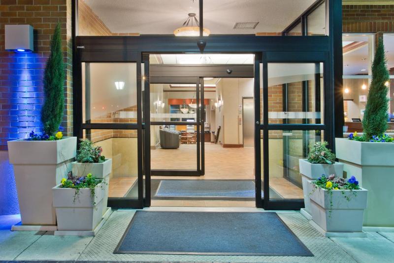 Holiday Inn Express Hotel & Suites Portland-Northwest Downtown By IHG - image 37