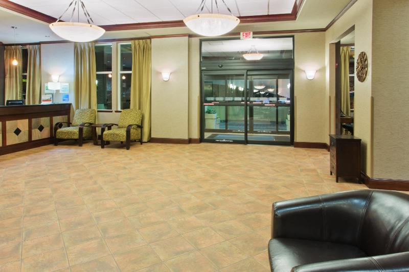 Holiday Inn Express Hotel & Suites Portland-Northwest Downtown By IHG - image 44
