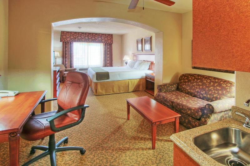 King Suite image 4