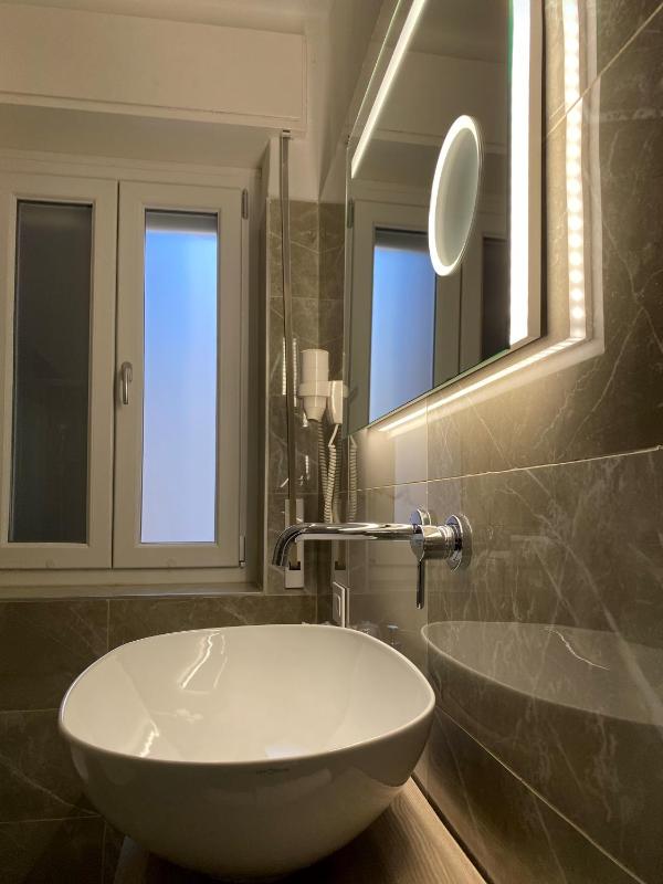Family Room with Private Bathroom image 1
