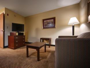 Room #7863813 image 3