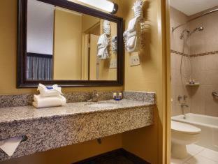Room #47244311 image 3