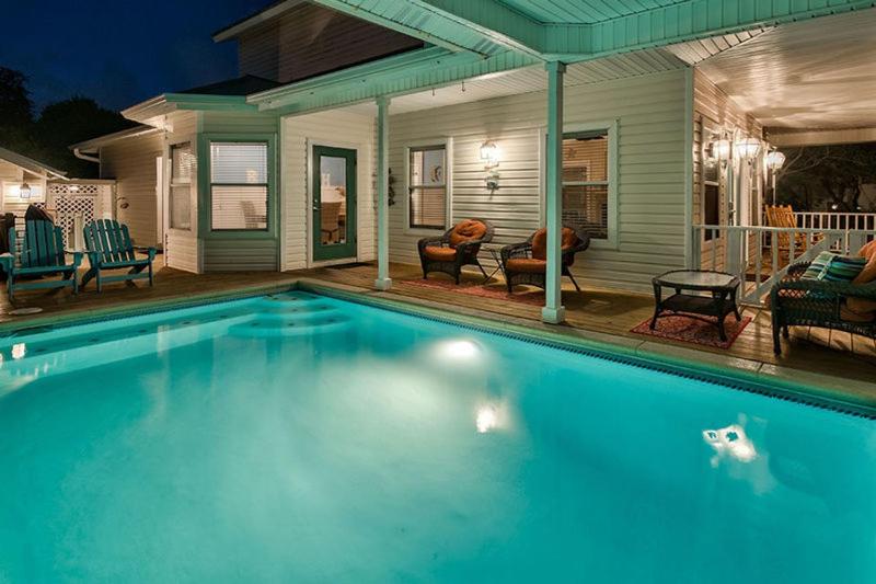 Holiday Home image 2