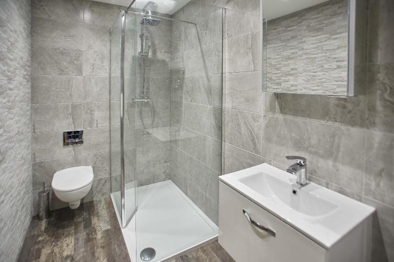 Host & Stay | Apartment One Hudsons Yard House - image 12