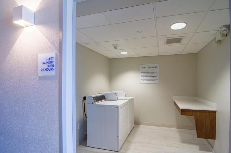 Holiday Inn Express Hotel & Suites Tampa-USF-Busch Gardens By IHG - image 33