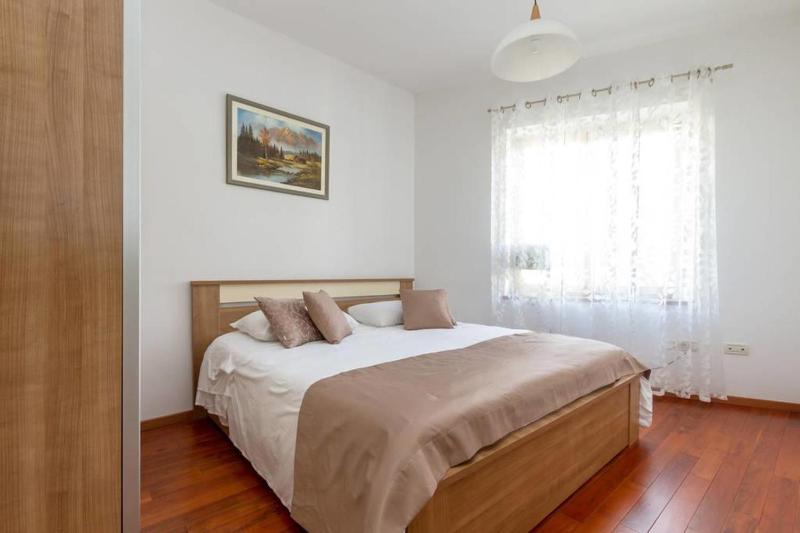 Double Room image 1