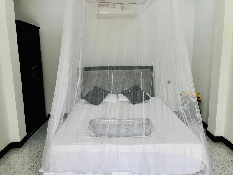 Siri's Residency - image 14