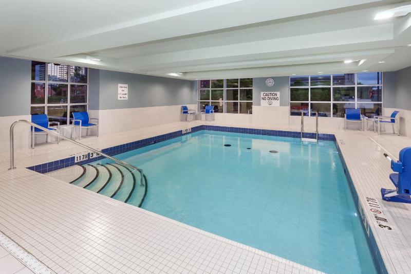 Holiday Inn Express & Suites Downtown Ottawa East by IHG - image 8