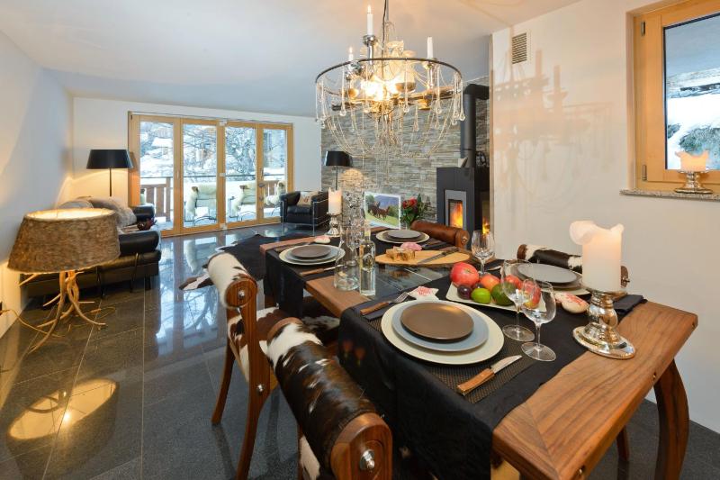 Two-Bedroom Apartment image 3