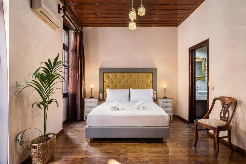 Old Town Suites - image 1
