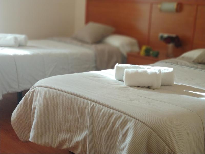 Standard Double or Twin Room image 3