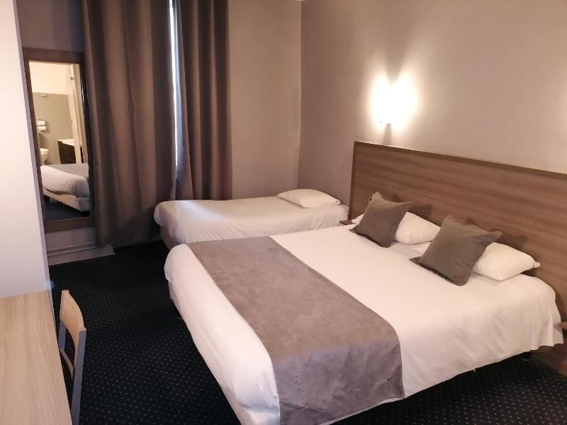 Triple Room image 2