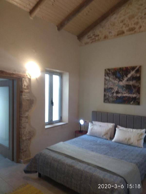 Spartis stone House 30m from the beach - image 35
