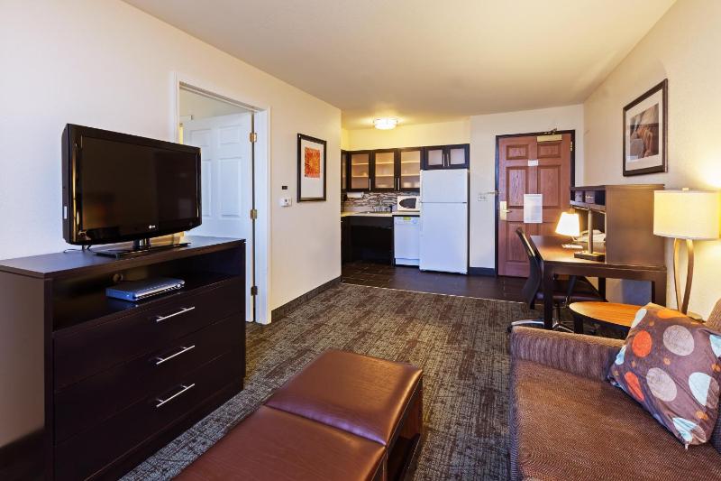 One-Bedroom King Suite image 1