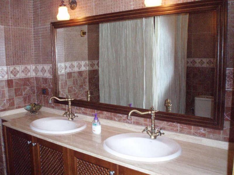 Superior Apartment image 1