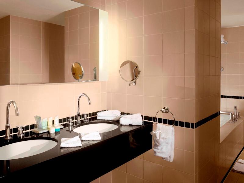 Superior Room with River view image 1