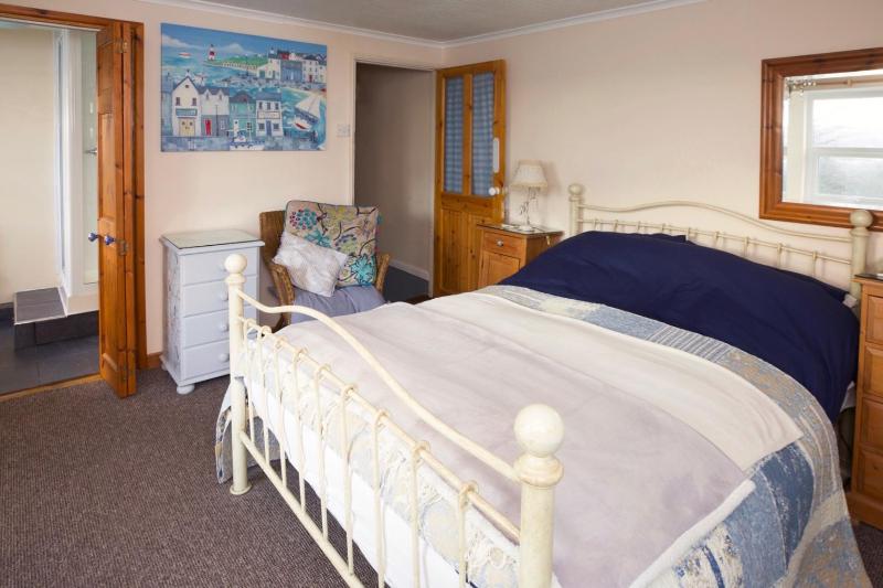 Double Room with Shower image 4