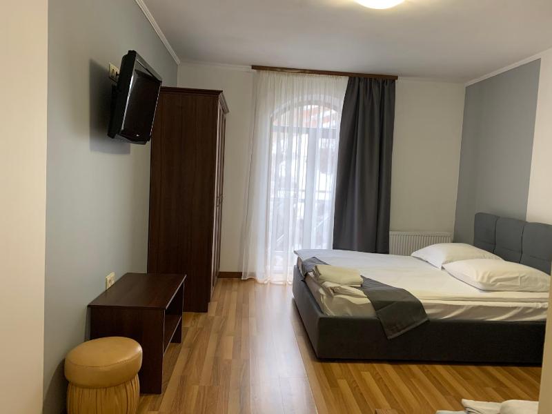 Hotel Kalyna - image 5