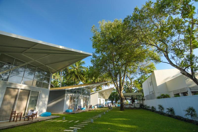 Mawella Beach Resort - image 1