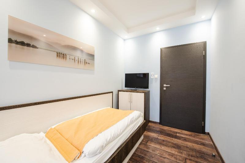 Deluxe Apartment image 3