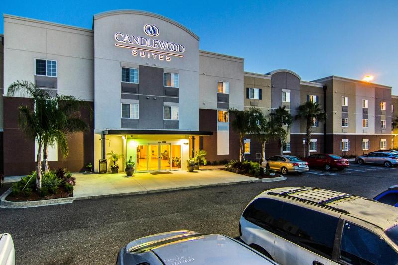 Candlewood Suites Jacksonville East Merril Road By IHG - image 9