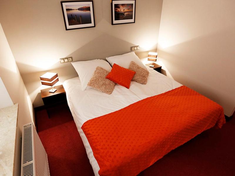 Double or Twin Room image 2